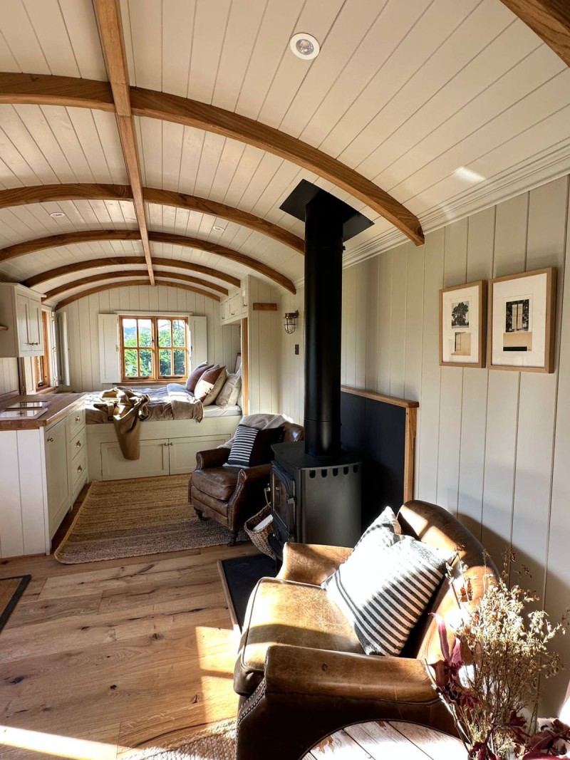 WhatsApp Image 2025 02 28 at 18.58.08 (1)