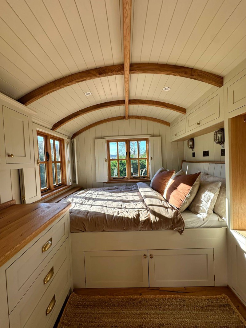 WhatsApp Image 2025 02 28 at 18.58.09